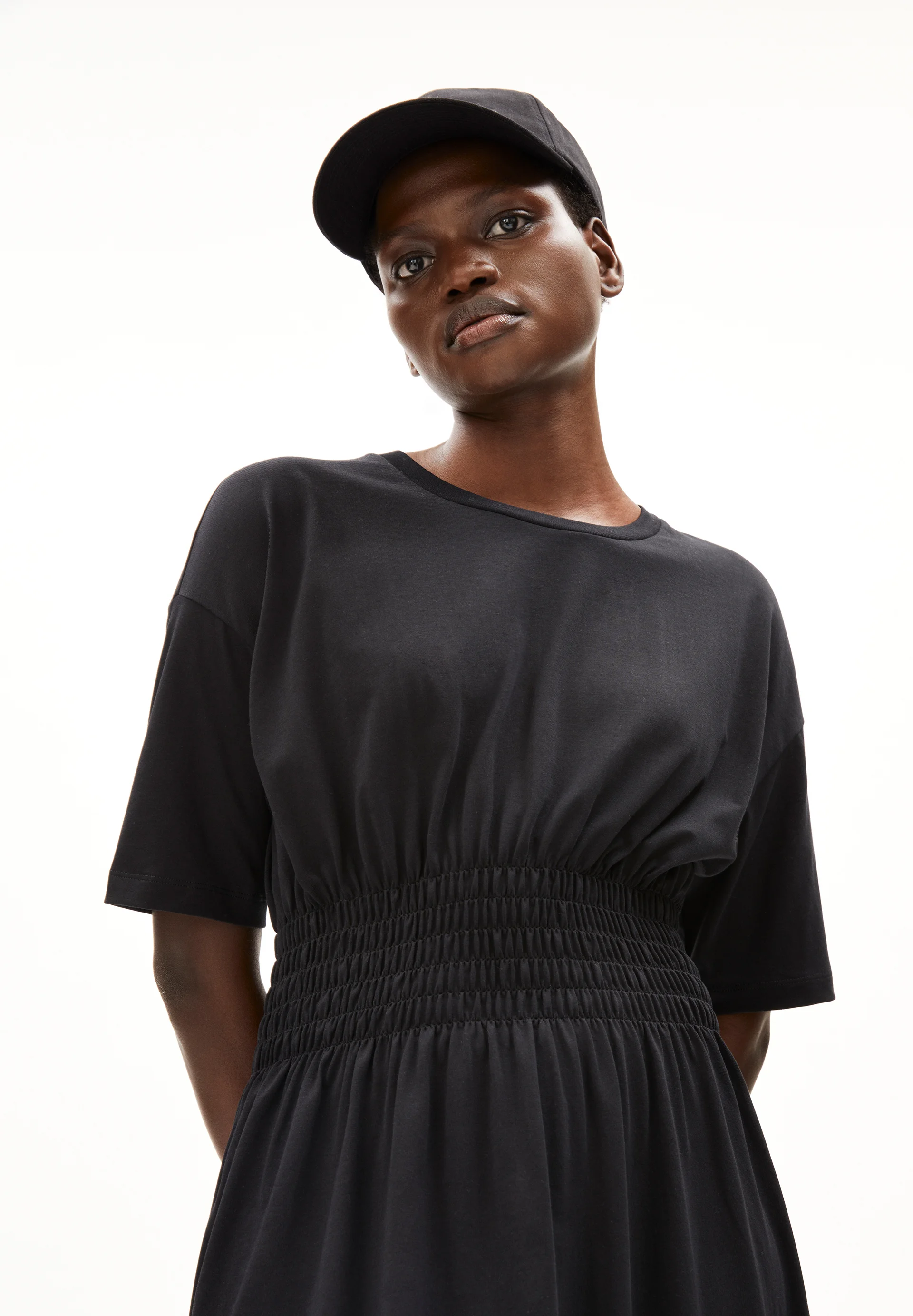 Armedangels Kleid KIWANAA Jerseykleid aus Bio-Baumwolle in schwarz Armedangels Kleid KIWANAA Jerseykleid aus Bio-Baumwolle in schwarz