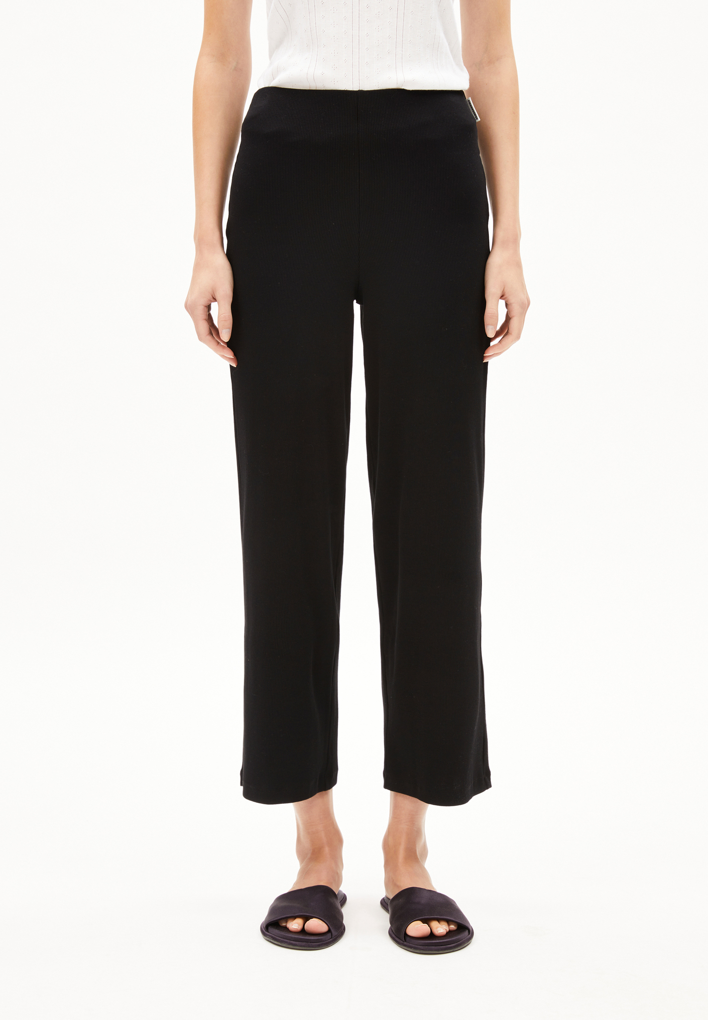 Armedangels NIANAA Ripp-Jerseyhose aus Bio-Baumwoll Mix in schwarz 
