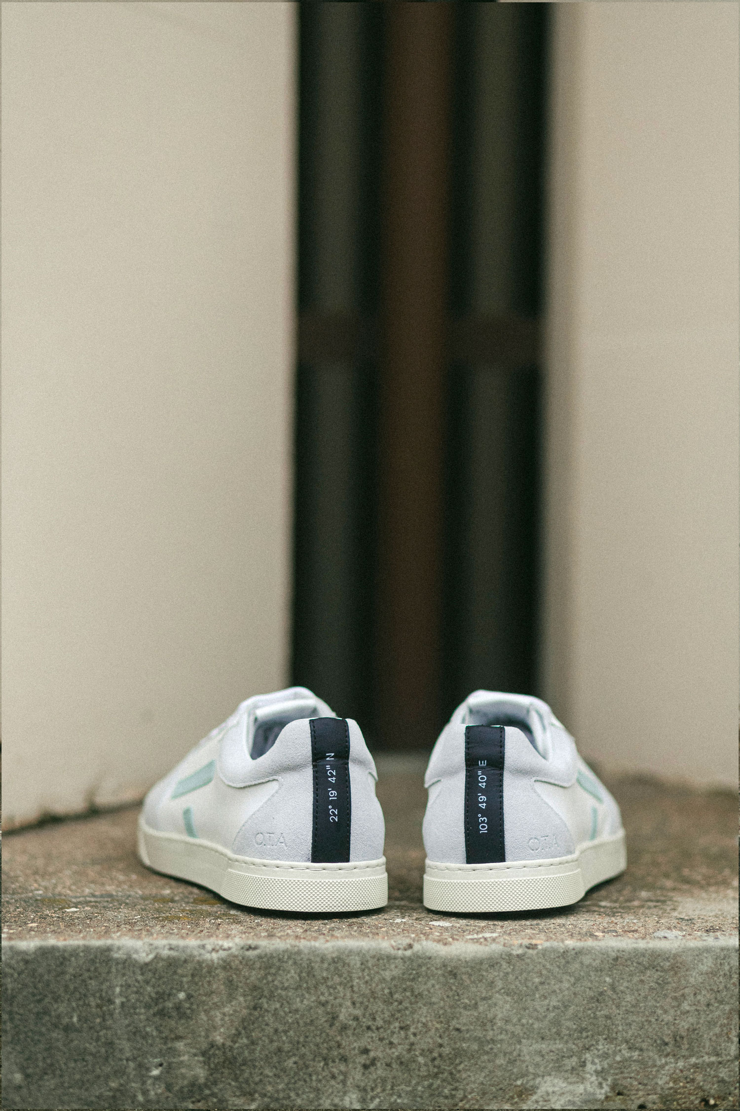 O.T.A Paris On The Asphalt Leder Sneaker Sansaho in weiss / menthol O.T.A Paris On The Asphalt Leder Sneaker Sansaho in weiss / menthol