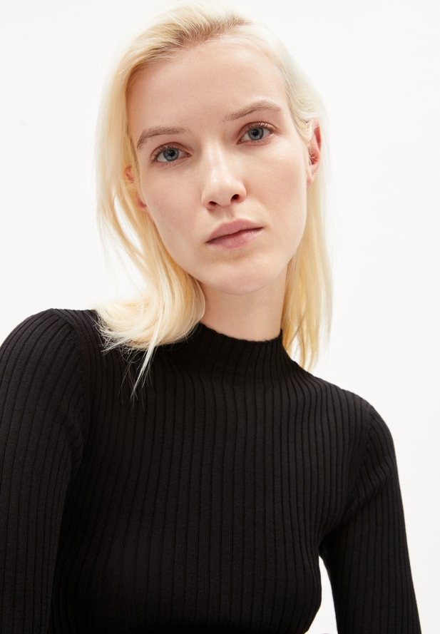 Armedangels ALAANIA Pullover aus Bio-Baumwolle in schwarz Armedangels ALAANIA Pullover aus Bio-Baumwolle in schwarz