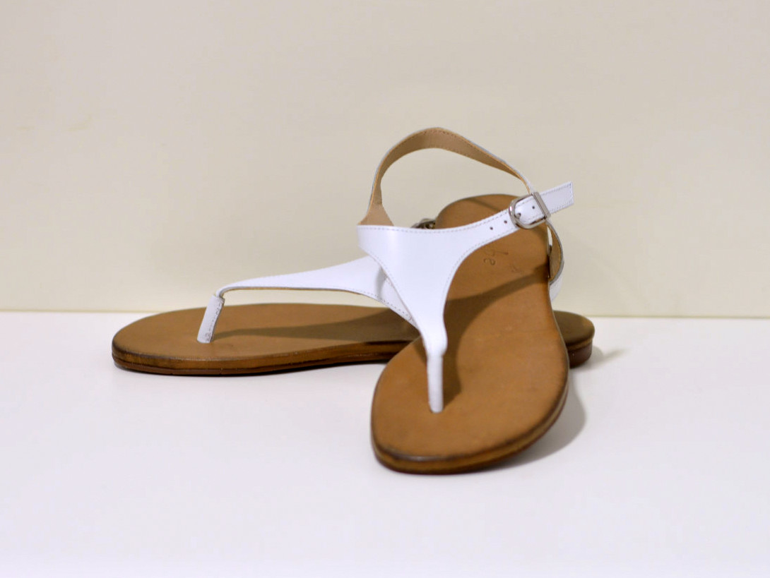 Tube Zehensandalen aus Leder Weiß