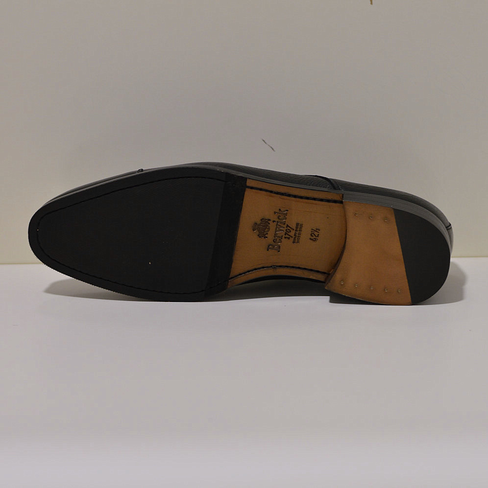  Berwick x Paco Milan Halbschuh aus edlem Hirschleder in schwarz mit genähter Ledersohle