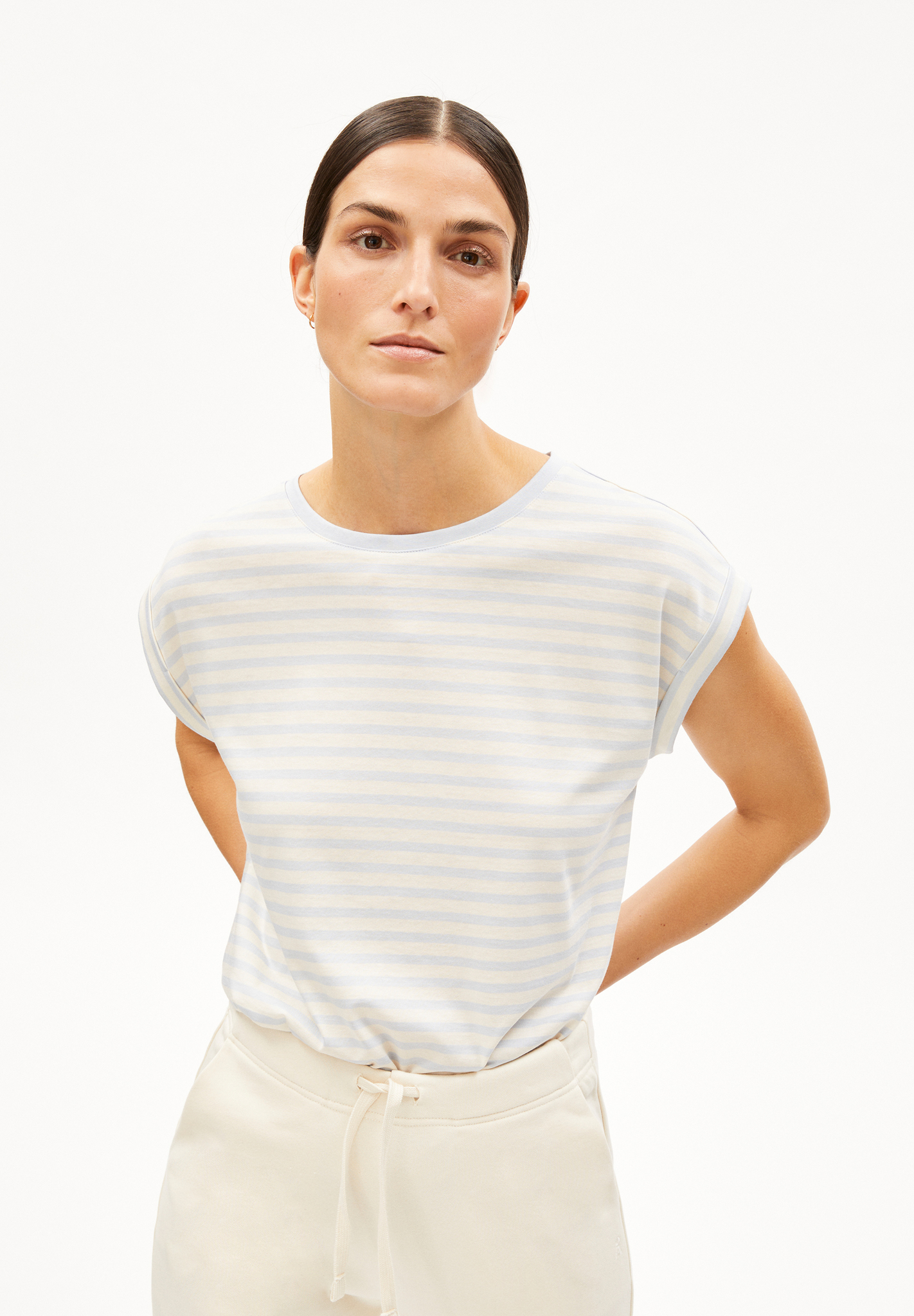 Armedangels JILAANA STRIPES T-Shirt Loose Fit aus TENCEL™ Lyocell Mix morning sky-oatmilk Armedangels JILAANA STRIPES T-Shirt Loose Fit aus TENCEL™ Lyocell Mix morning sky-oatmilk