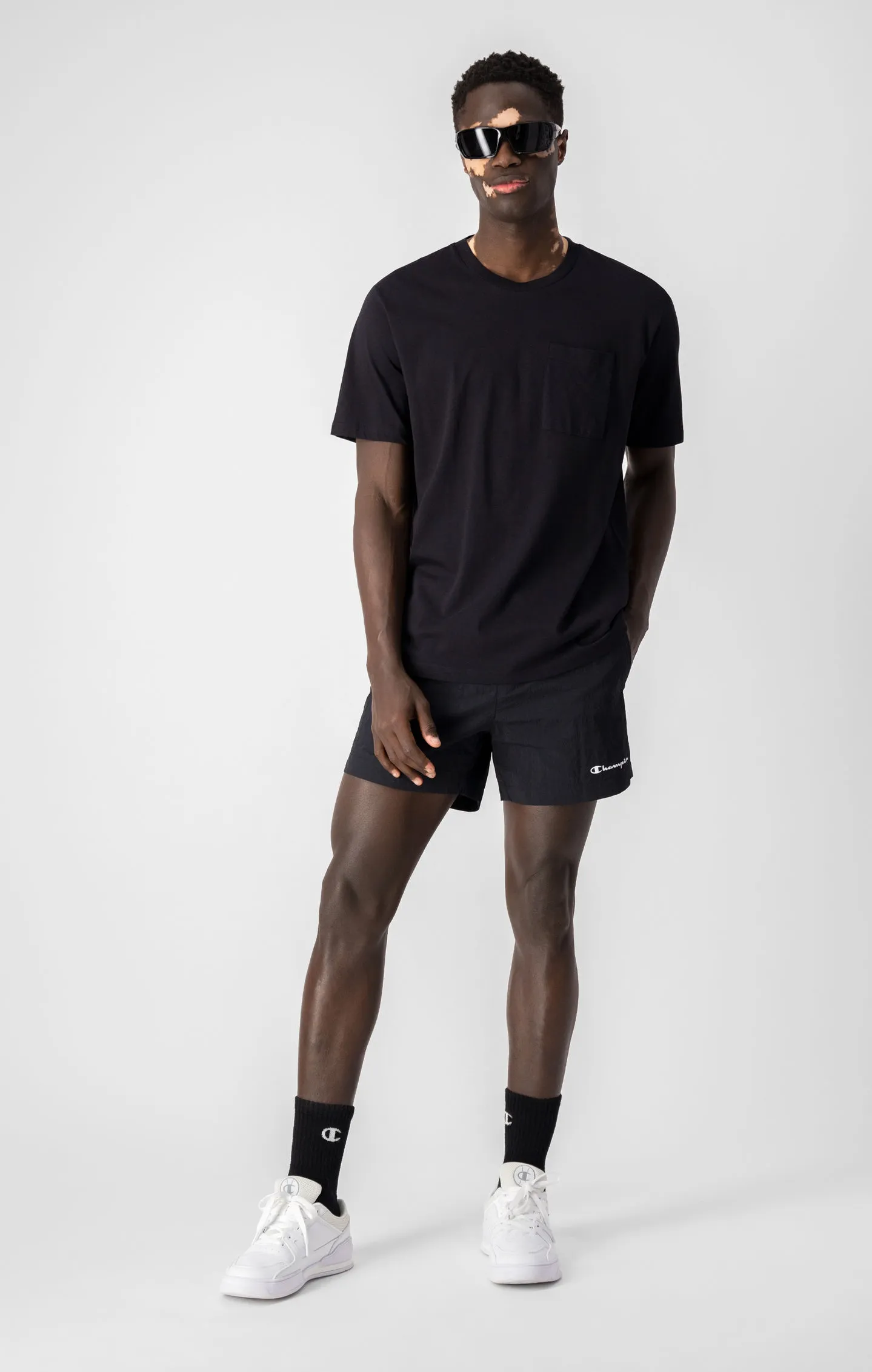 Champion Badeshorts mit Printlogo-Schriftzug in schwarz Champion Badeshorts mit Printlogo-Schriftzug in schwarz