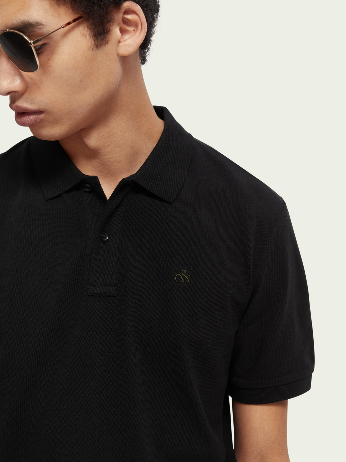 Scotch&Soda Organic cotton pique Polo in schwarz mit eingesticketem Logo