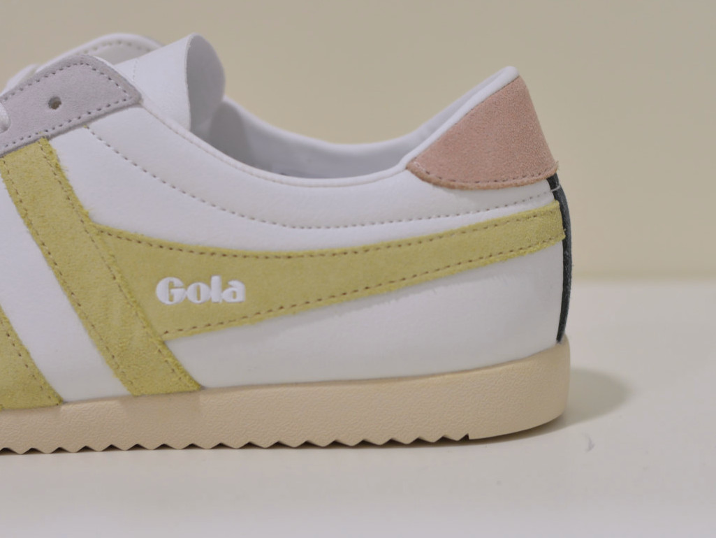 Gola Classics Women's Sneaker Bullet Pure Trainers in White / Lemon