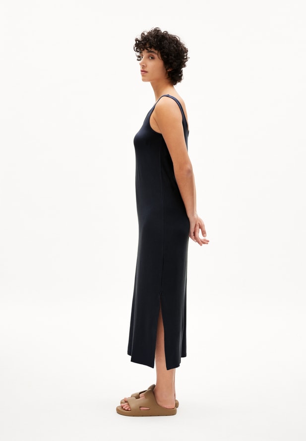 Armedangels MAELIAA SOLID Jerseykleid aus LENZING™ ECOVERO™ Mix in night sky Armedangels MAELIAA SOLID Jerseykleid aus LENZING™ ECOVERO™ Mix in night sky