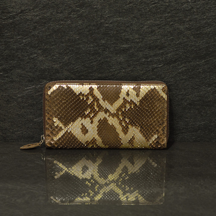 Ralph Gladen Pythonleder Zippwallet Schlangenleder Geldbörse in braun mit goldener Zeichnung