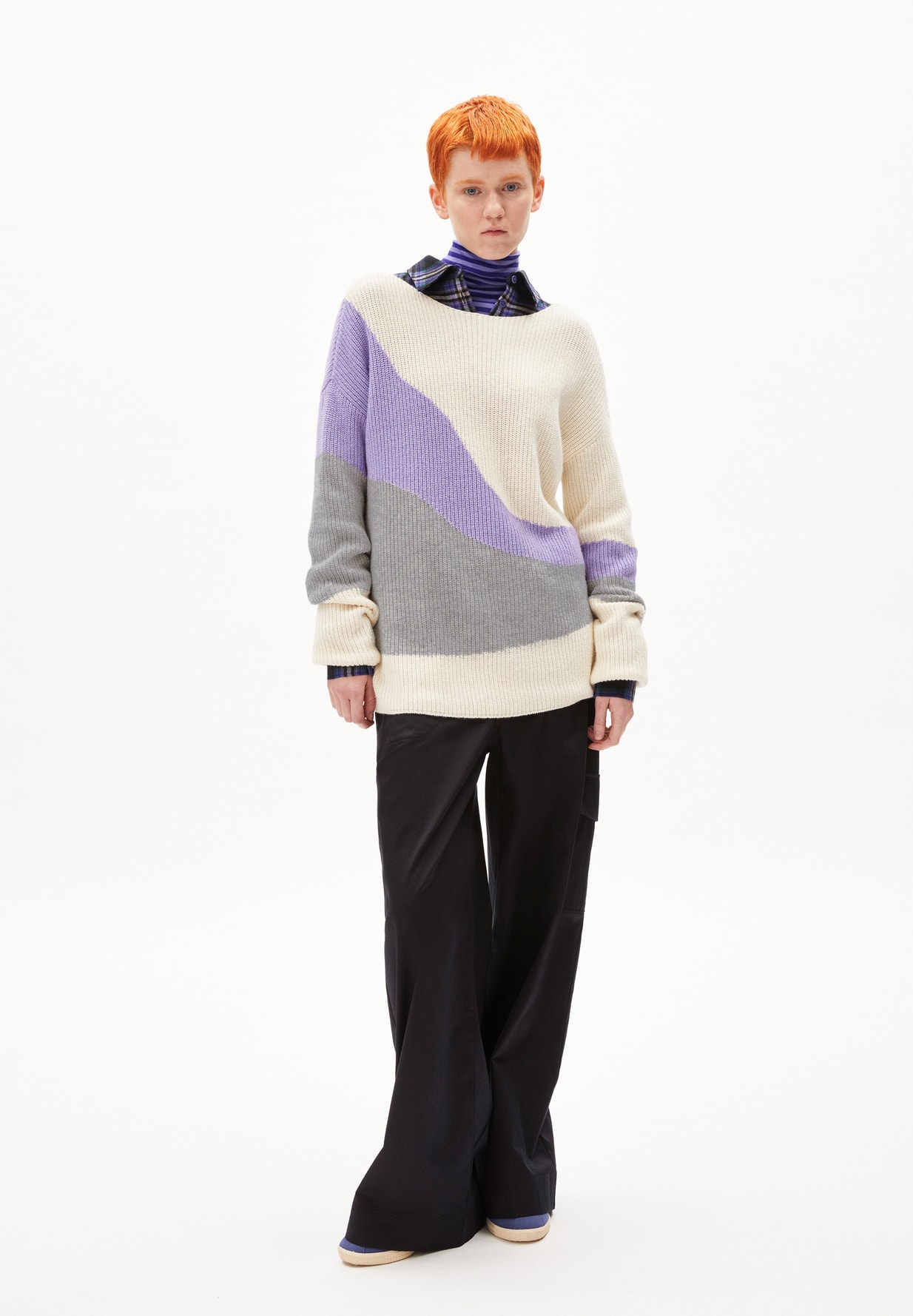 Armedangels  MIYAAS MULTICOLOR Strick Pullover Loose Fit aus Bio-Woll Mix in oatmilk-purple stone 