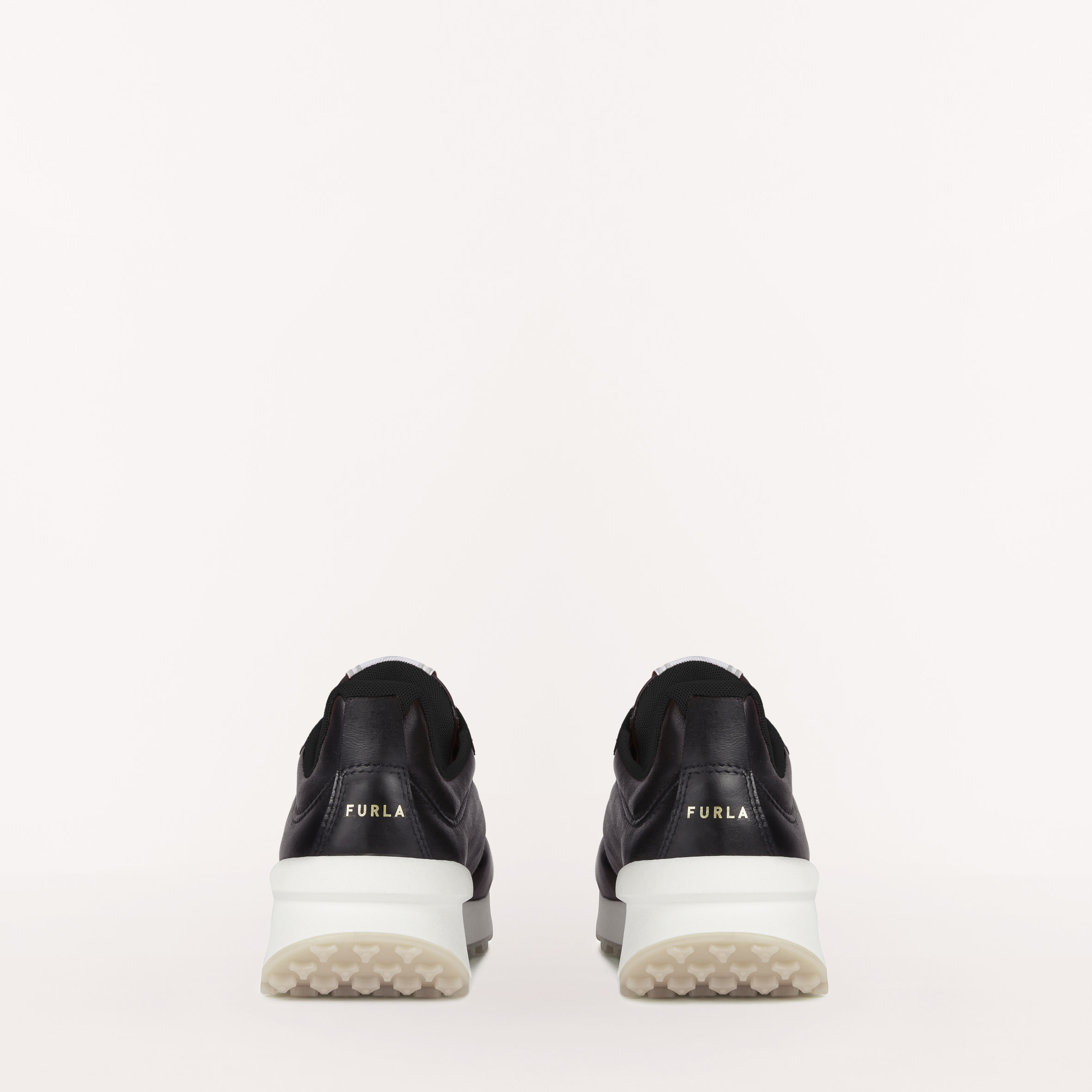 Furla Nuvola Sneaker aus Kalbsleder in schwarz Furla Nuvola Sneaker aus Kalbsleder in schwarz