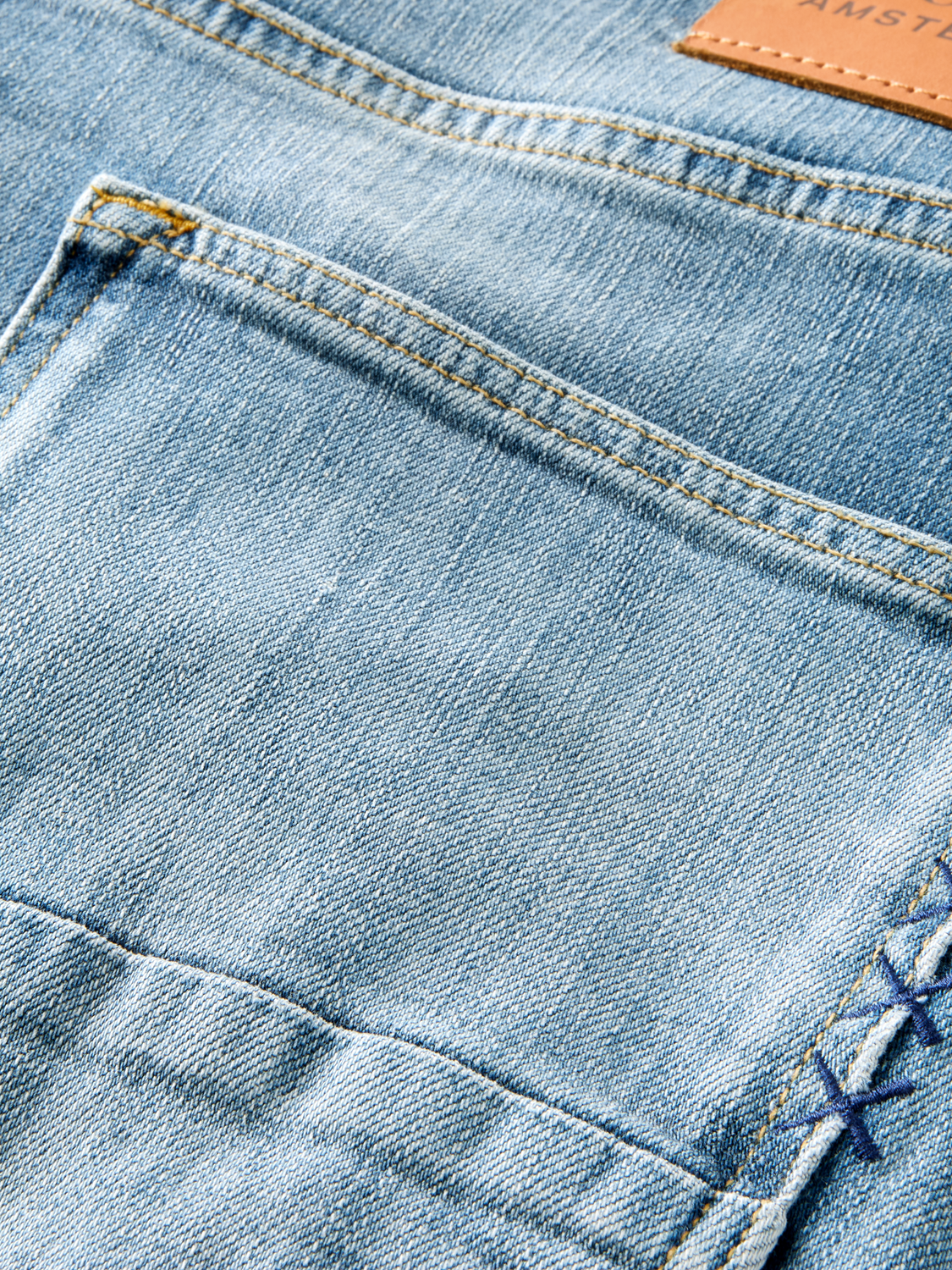Scotch&Soda Ralston Regular Slim Fit Jeans aus Bio Baumwolle – in Aqua Blue Scotch&Soda Ralston Regular Slim Fit Jeans aus Bio Baumwolle – in Aqua Blue