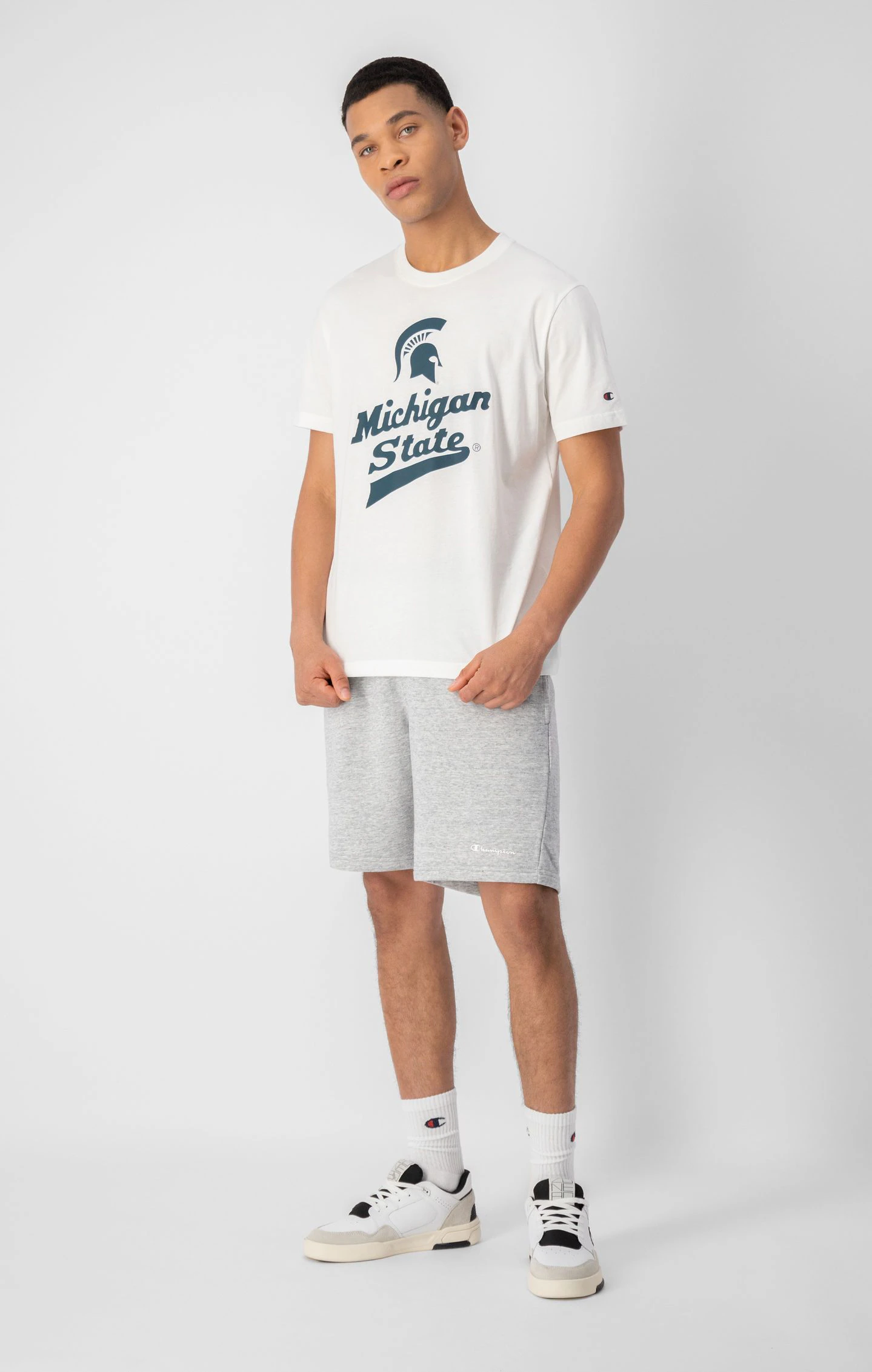 Champion Baumwoll-T-Shirt mit Logo im College-Stil Michigan State Champion Baumwoll-T-Shirt mit Logo im College-Stil Michigan State