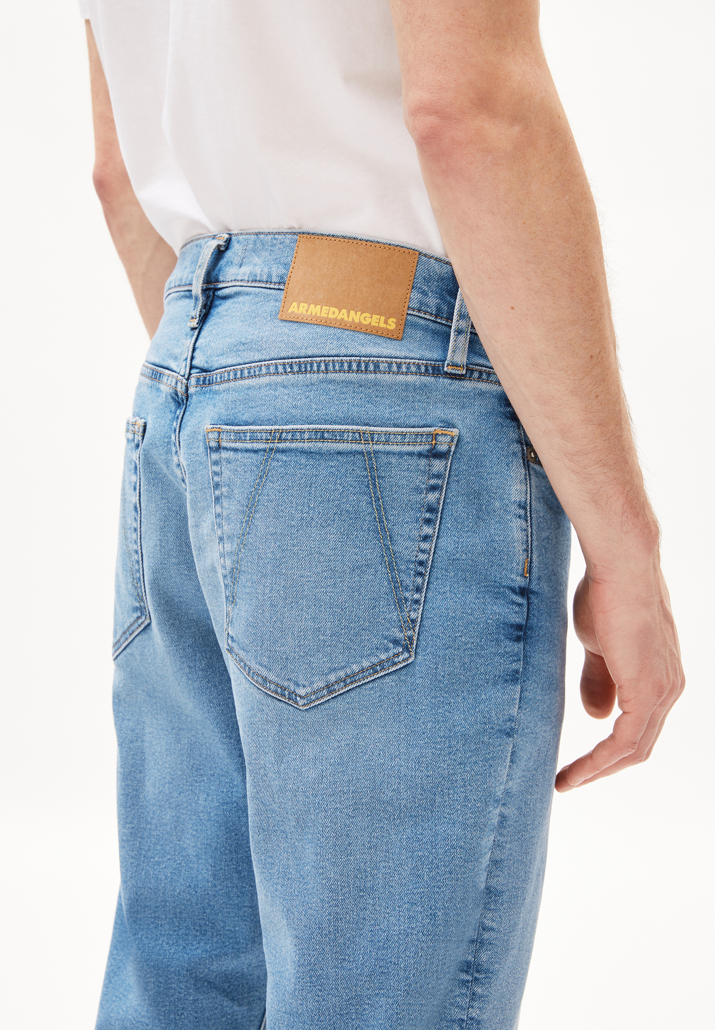 Armedangels  AARJO TARPA Tapered Jeans recycelter Baumwoll Mix Comfort-Stretch cloud