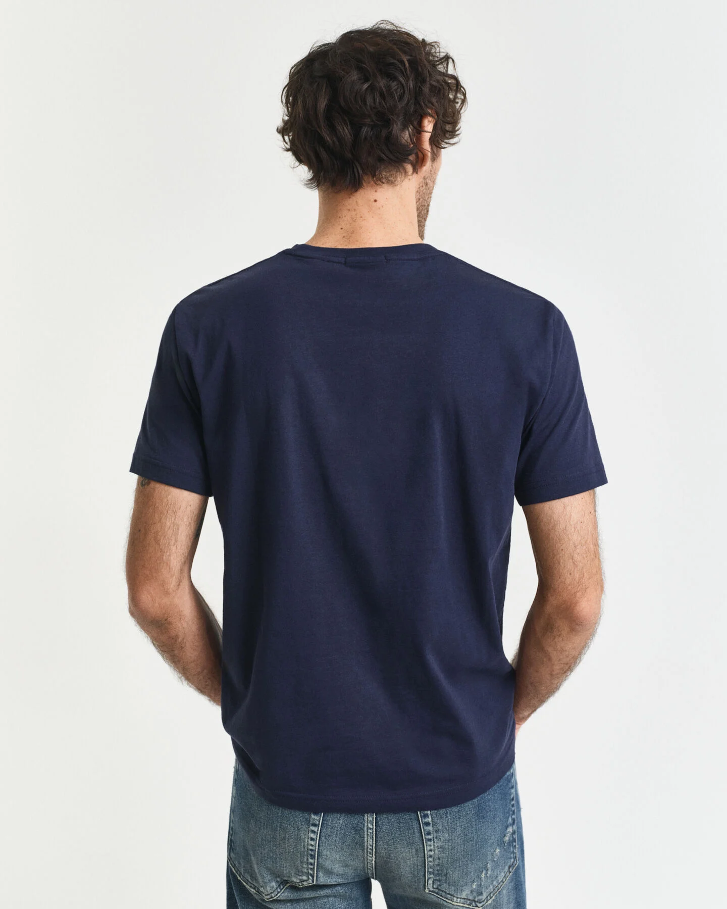 Gant Regular Fit Shield T-Shirt aus Baumwolle in dunkelblau