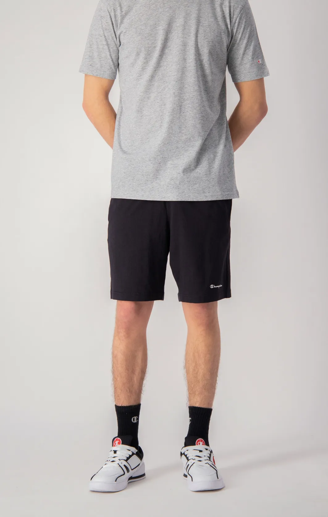 Champion Baumwoll Shorts mit Tasche und kleinem Logo-Schriftzug Champion Baumwoll Shorts mit Tasche und kleinem Logo-Schriftzug